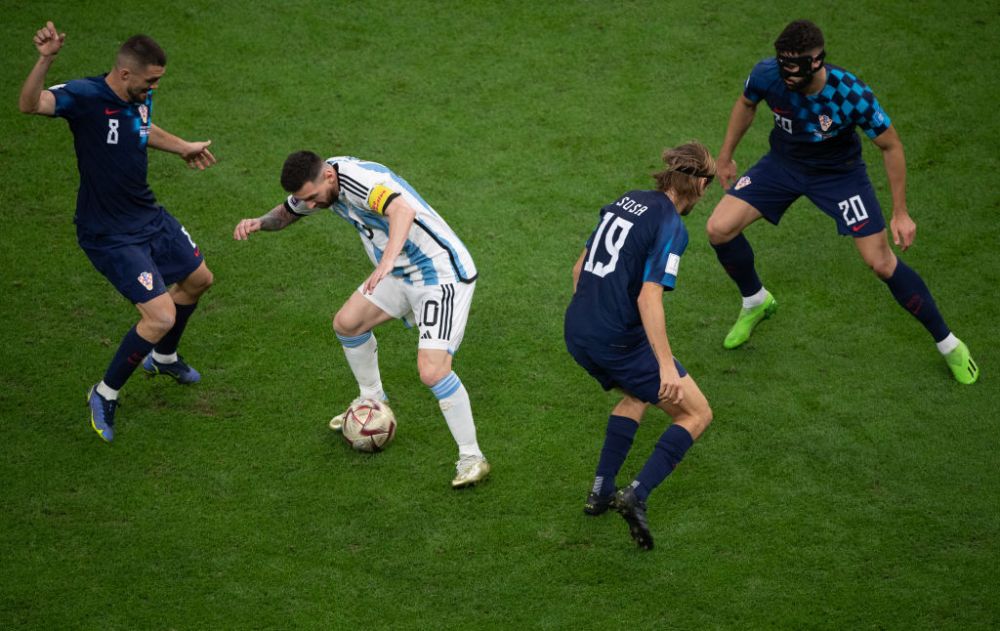 Josko Gvardiol, jucătorul pe care Leo Messi l-a 'umilit' în semifinala cu Croația, a vorbit după faza care a făcut înconjurul lumii! Ce a spus despre argentinian _9