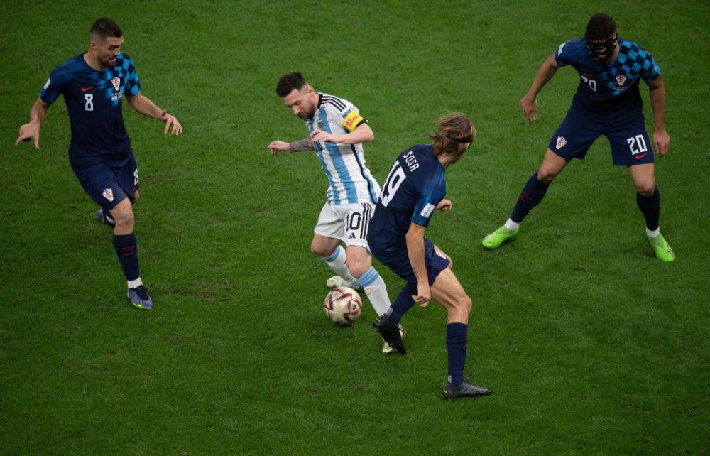 Josko Gvardiol, jucătorul pe care Leo Messi l-a 'umilit' în semifinala cu Croația, a vorbit după faza care a făcut înconjurul lumii! Ce a spus despre argentinian _10