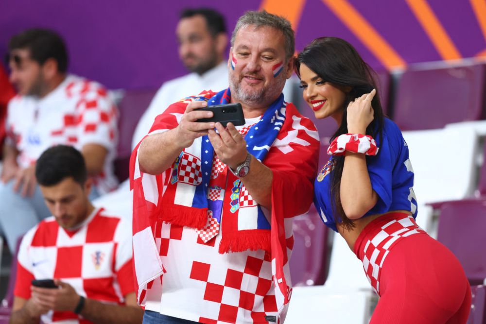 Sigur e ea?! Ivana Knoll, 'prea îmbrăcată' la ultimul meci al Croației de la Campionatul Mondial! Cum a apărut _7