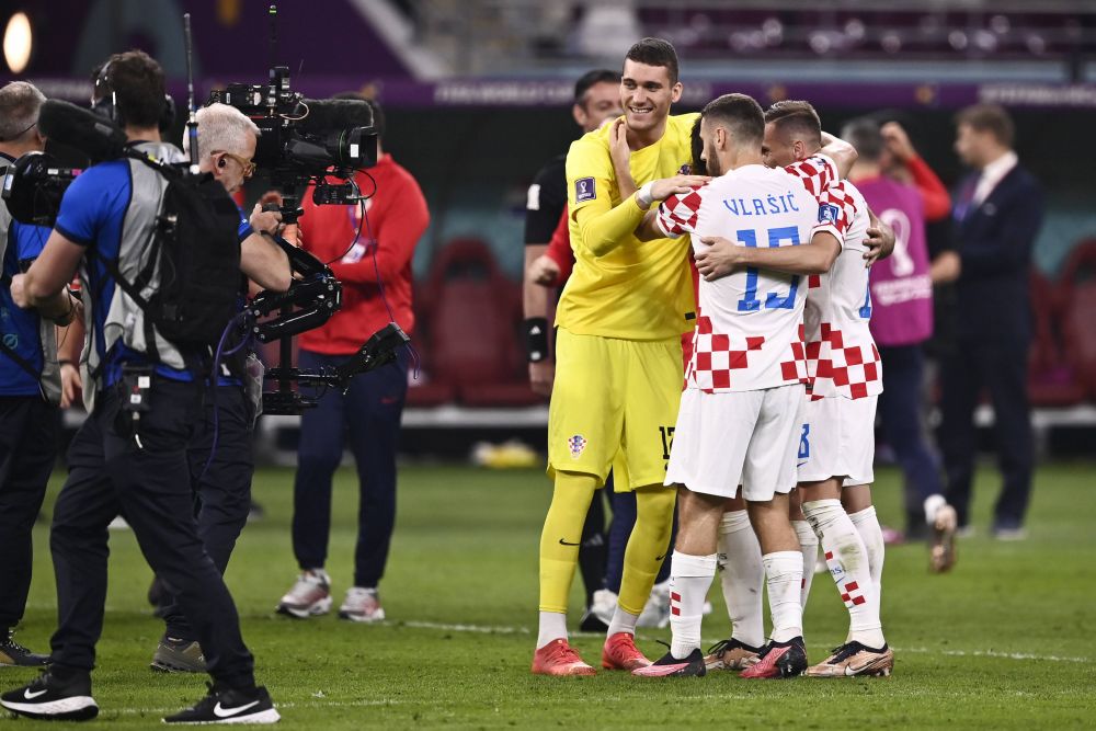 Imaginile bucuriei! Cum au fost surprinși croații după ce au câștigat bronzul la Campionatul Mondial din Qatar_14