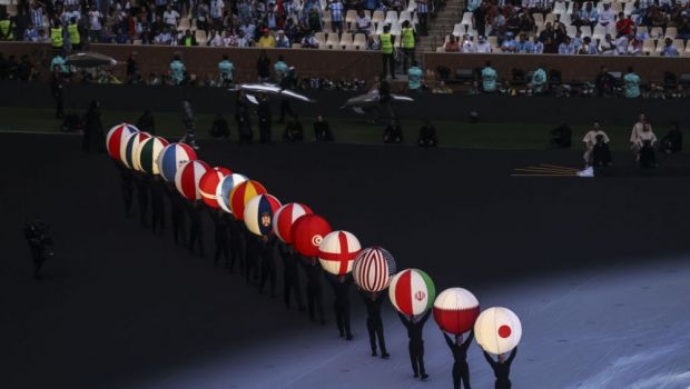 
	Cele mai frumoase imagini de la festivitatea de încheiere a Campionatul Mondial din Qatar 2022
