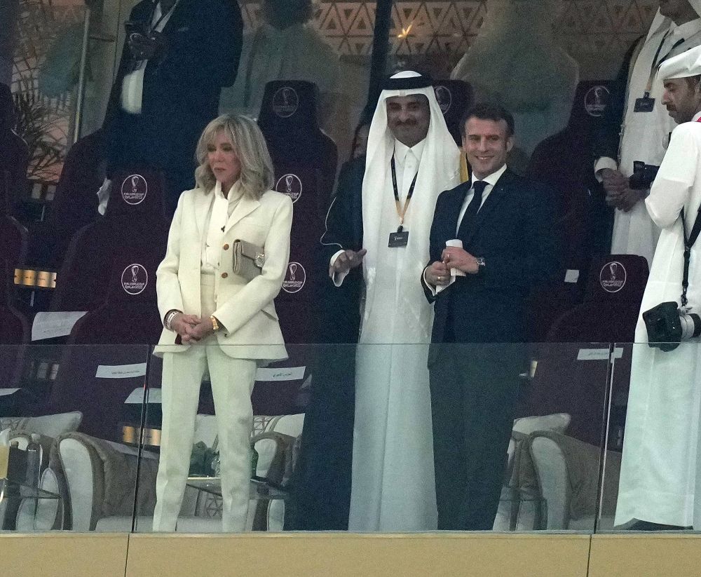 Emmanuel și Brigitte Macron, suporteri de lux la finala Campionatului Mondial. Imagini spectaculoase cu cuplul prezidențial francez_4
