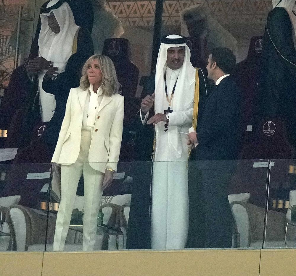 Emmanuel și Brigitte Macron, suporteri de lux la finala Campionatului Mondial. Imagini spectaculoase cu cuplul prezidențial francez_5