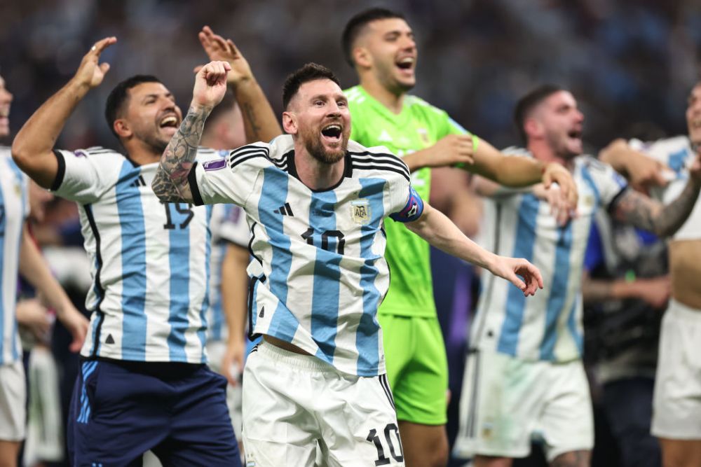 Imaginile bucuriei! Cum a reacționat Lionel Messi imediat după penalty-ul decisiv transformat de Gonzalo Montiel în finala mondială_13