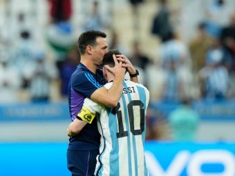 
	&quot;Poza care spune tot, nu pleca Leo&quot;. După șase ani de la mesajul dureros al lui Scaloni pentru Messi, cei doi au devenit campioni mondiali
