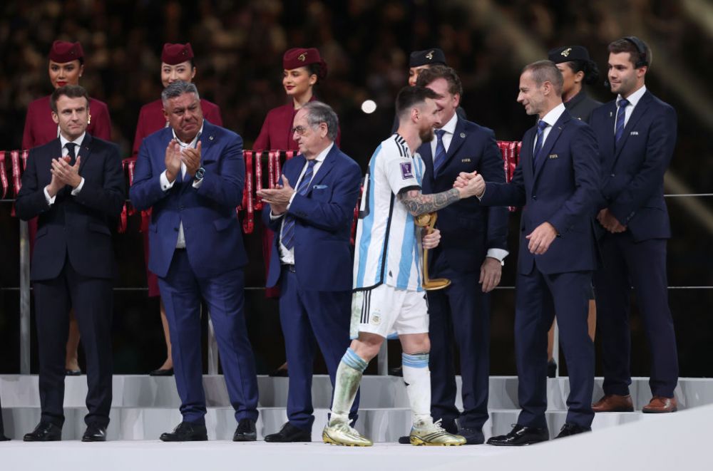 România a fost reprezentată la Campionatul Mondial din Qatar! Frumoasa brunetă care a împărțit scena cu Lionel Messi _52