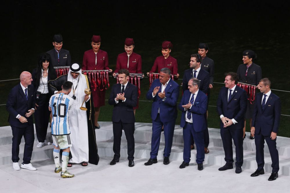 România a fost reprezentată la Campionatul Mondial din Qatar! Frumoasa brunetă care a împărțit scena cu Lionel Messi _53