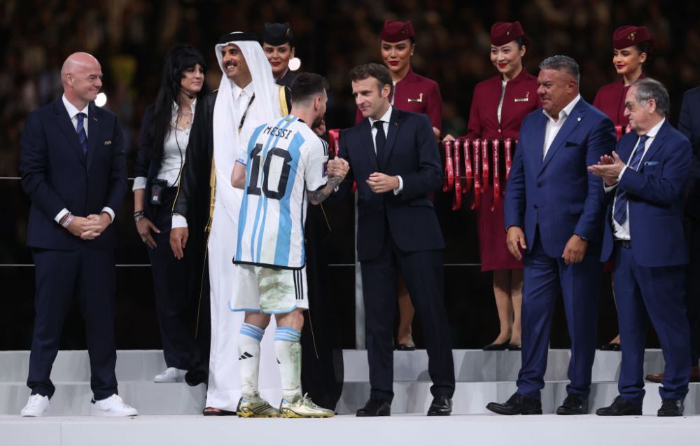 România a fost reprezentată la Campionatul Mondial din Qatar! Frumoasa brunetă care a împărțit scena cu Lionel Messi _55