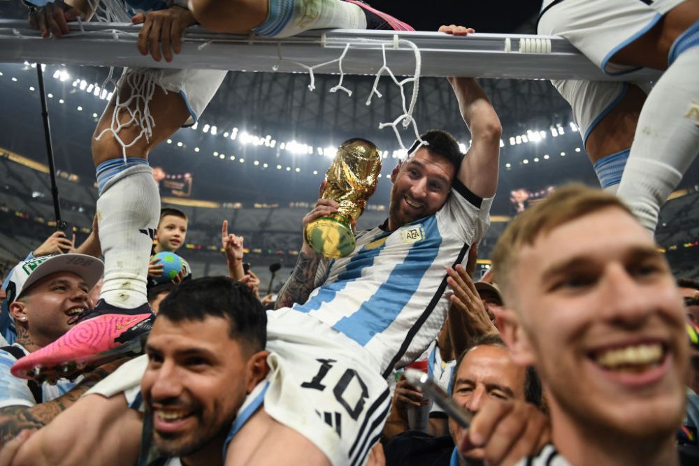 Apariția neașteptată de la petrecerea Argentinei a stârnit controverse: ”Mi-ar plăcea să aud explicația FIFA”_15