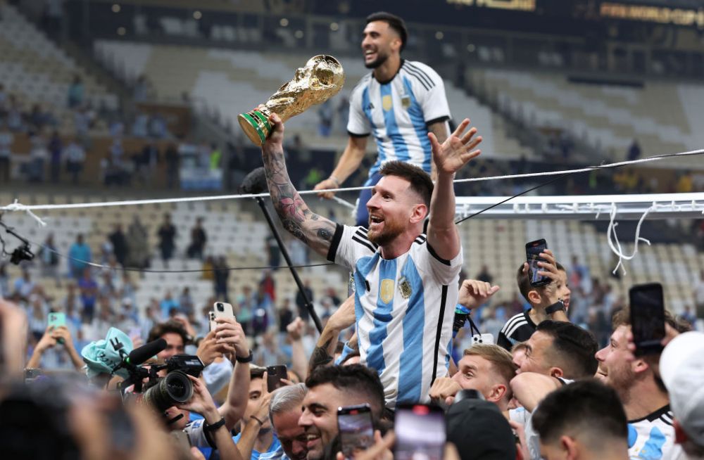 Apariția neașteptată de la petrecerea Argentinei a stârnit controverse: ”Mi-ar plăcea să aud explicația FIFA”_16