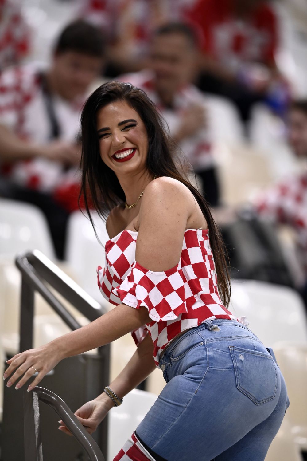 Nimeni nu a recunoscut-o! Cum a apărut Miss Croația la finala Cupei Mondiale_29