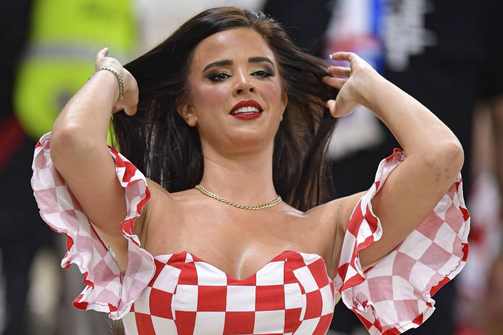 Nimeni nu a recunoscut-o! Cum a apărut Miss Croația la finala Cupei Mondiale_31