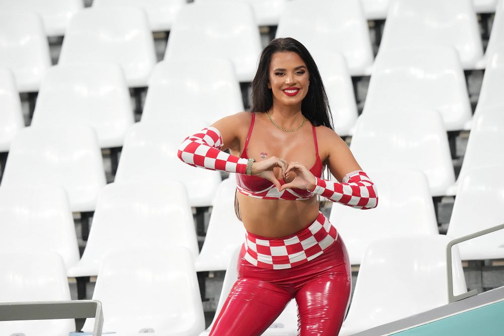 Nimeni nu a recunoscut-o! Cum a apărut Miss Croația la finala Cupei Mondiale_38