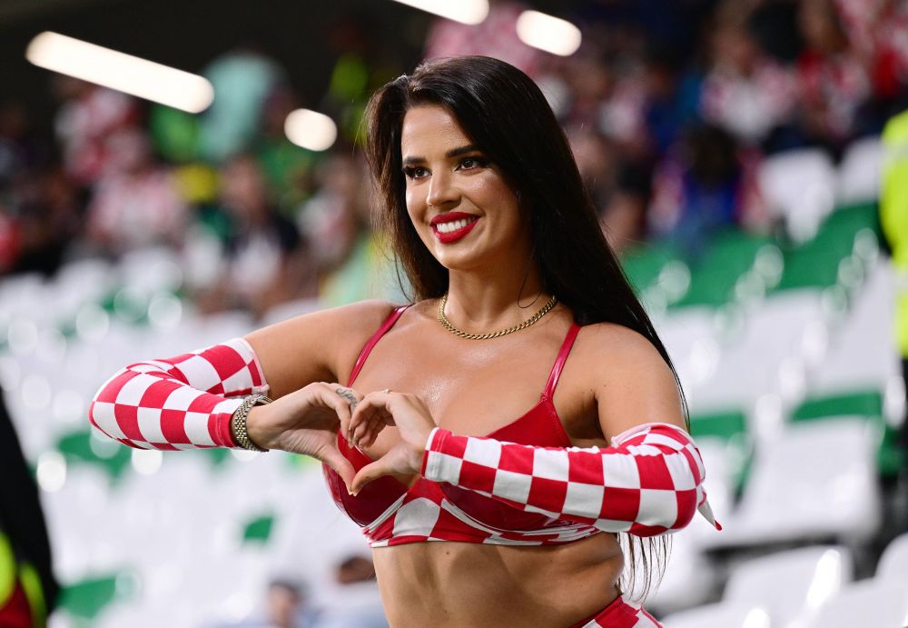 Nimeni nu a recunoscut-o! Cum a apărut Miss Croația la finala Cupei Mondiale_47