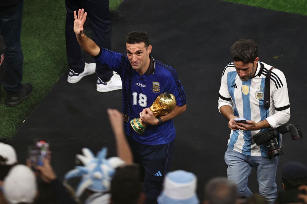 Povestea senzațională a tricoului cu care Lionel Scaloni a apărut după ce Argentina a câștigat Campionatul Mondial _4