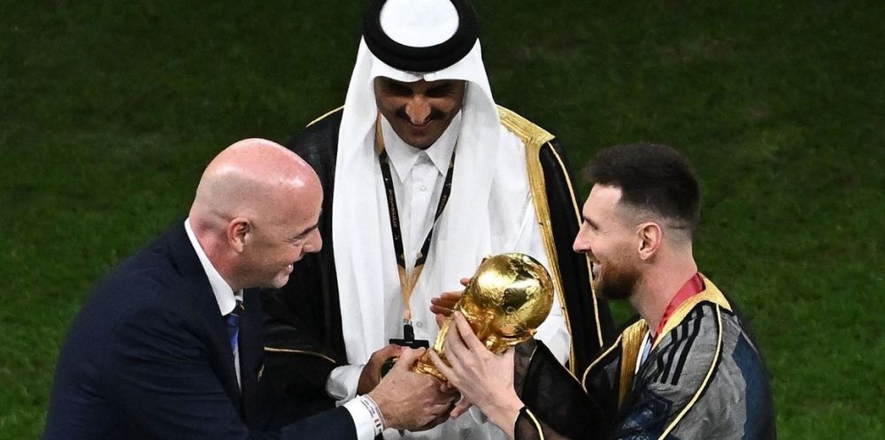 Lionel Messi, mesaj emoționant la două zile după ce a devenit campion mondial: "Trofeul este și pentru Diego!"_16