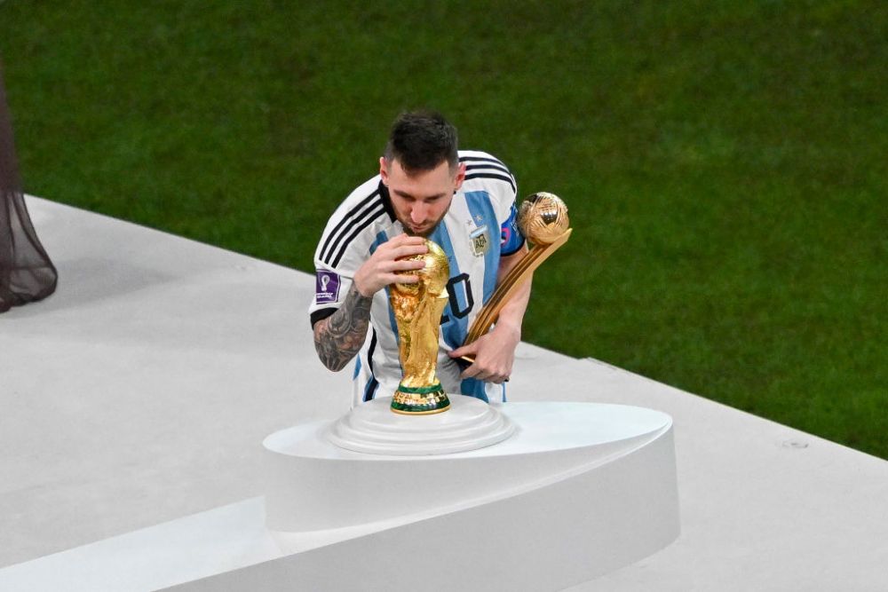 Lionel Messi, mesaj emoționant la două zile după ce a devenit campion mondial: "Trofeul este și pentru Diego!"_7