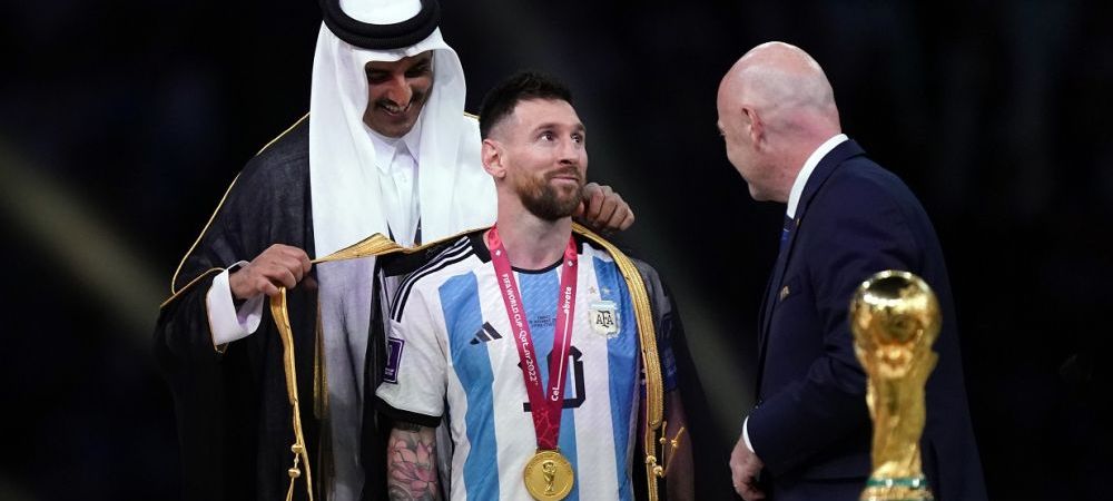 Lionel Messi Bisht Cupa Mondiala Qatar