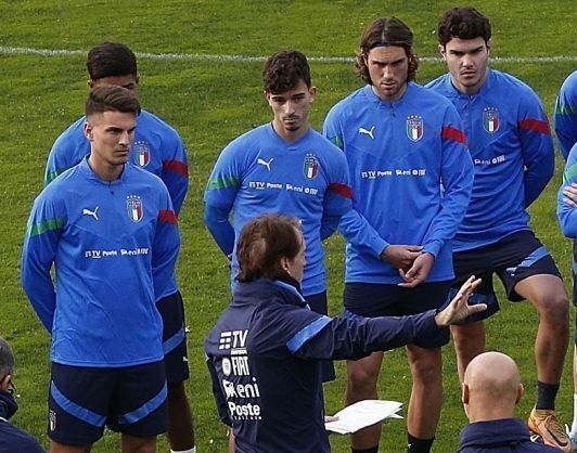 Românul Daniel Boloca a jucat primul meci-test pentru naționala Italiei în această dimineață! Imaginile alături de selecționerul Roberto Mancini_7
