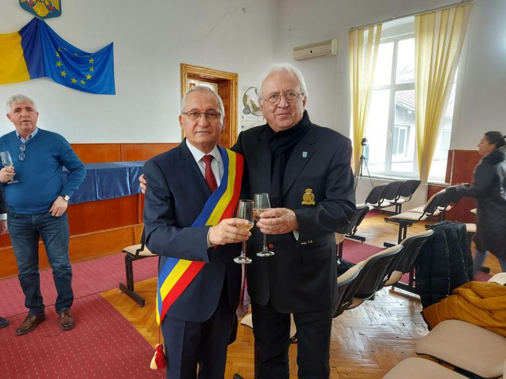 Marcel Popescu, declarat Cetățean de Onoare al Corabiei! Cum a reacționat președintele Universității Craiova_1