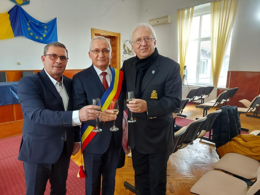 Marcel Popescu, declarat Cetățean de Onoare al Corabiei! Cum a reacționat președintele Universității Craiova_5
