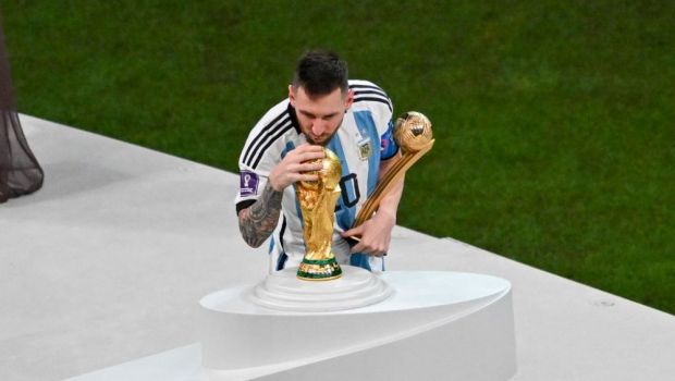 
	Reacția antrenorului care a încercat să-l convingă pe Messi să schimbe naționala, după ce argentinianul a cucerit Mondialul
