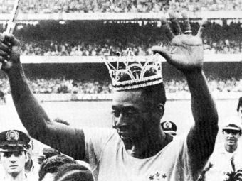 
	Recordurile care l-au transformat pe Pele în Regele Fotbalului&nbsp;
