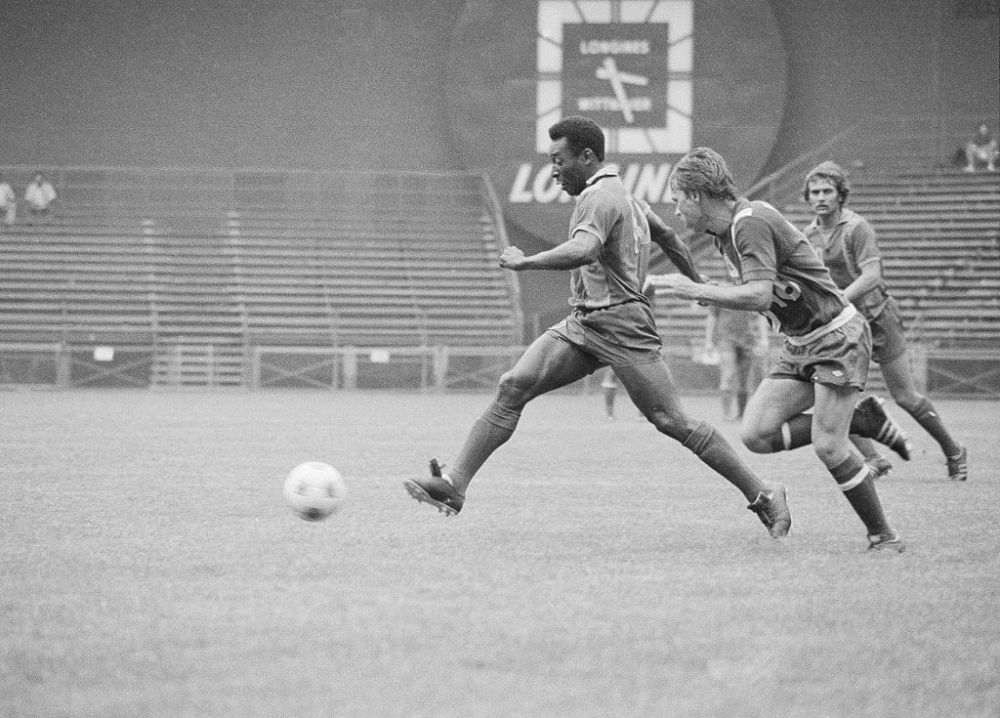 Legenda în imagini! Fotografii de colecție din cariera impresionantă a lui Pele_12