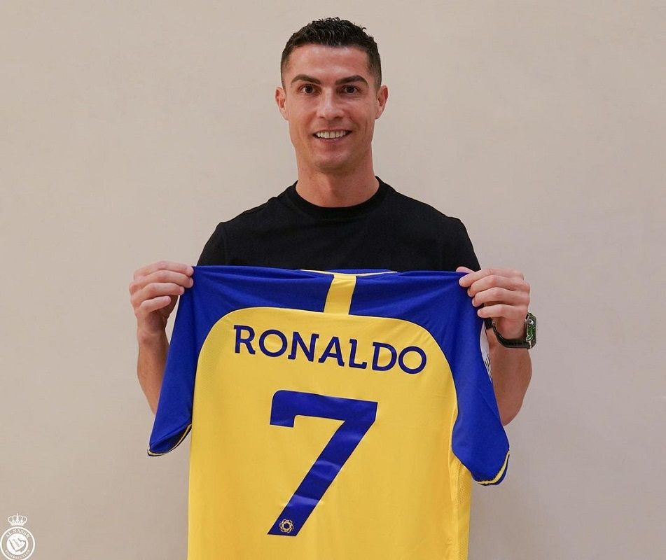 De la „piticul” lui MM Stoica, la uriașul Cristiano Ronaldo! Fostul fotbalist al FCSB-ului care purta numărul 7 la Al-Nassr _1