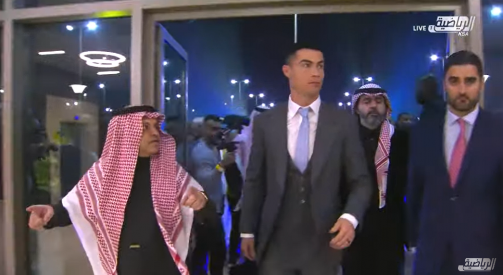 Momentul "jenant" cu Cristiano Ronaldo la Al Nassr: "A rugat-o pe prezentatoare să treacă mai departe"_2