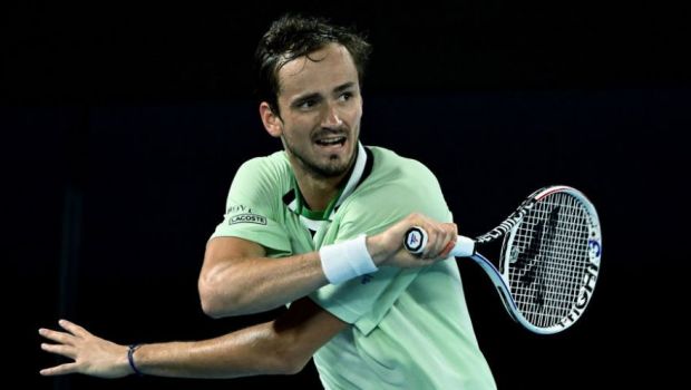 
	&bdquo;Mâna lui Dumnezeu&rdquo; în tenis: ce a putut să facă Daniil Medvedev la Adelaide&nbsp;
