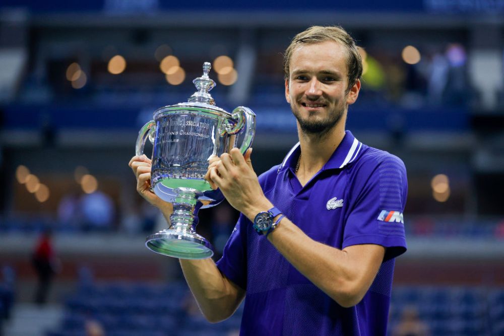 Tensiune în ATP: Medvedev l-a ironizat pe Djokovic, care a câștigat, deși a acuzat o accidentare_11