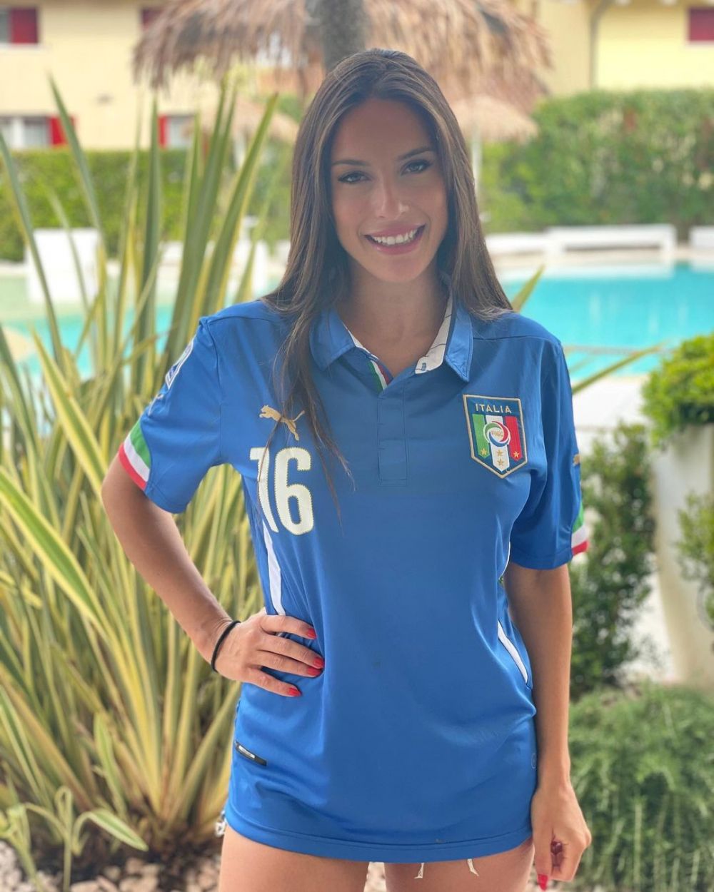 Tot ce are mai bun Italia! Ea este cea mai frumoasă fotbalistă și nu se teme să-și arate formele _39