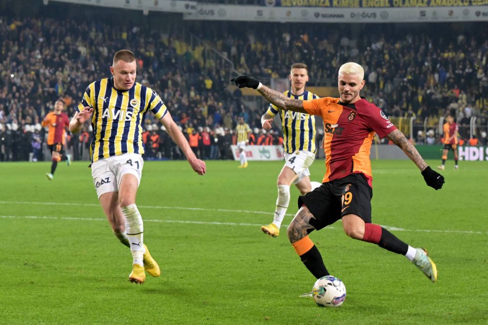 Galatasaray a dat de pământ cu Fenerbahce! Cum a marcat Mauro Icardi_7