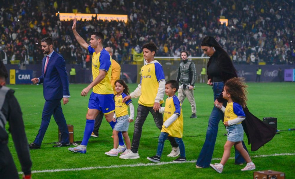 Critici dure pentru Cristiano Ronaldo și Georgina! Fotografia cu băiețelul de 5 ani care a stârnit indignare! Detaliul observat _22