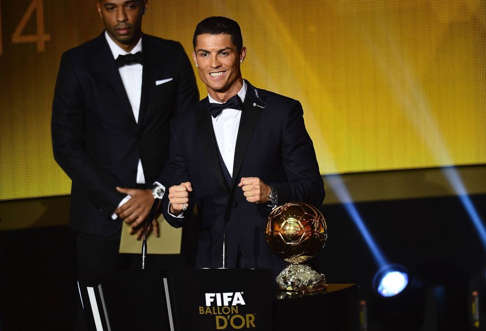 Cristiano Ronaldo și-a vândut un Balon de Aur! Suma obținută este uriașă_16