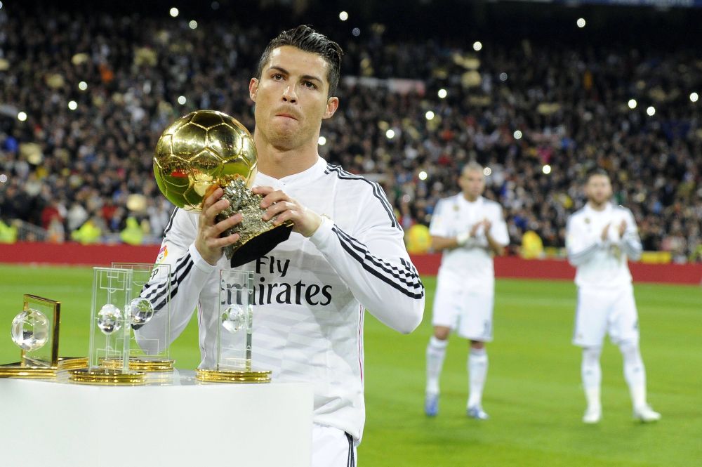 Cristiano Ronaldo și-a vândut un Balon de Aur! Suma obținută este uriașă_19