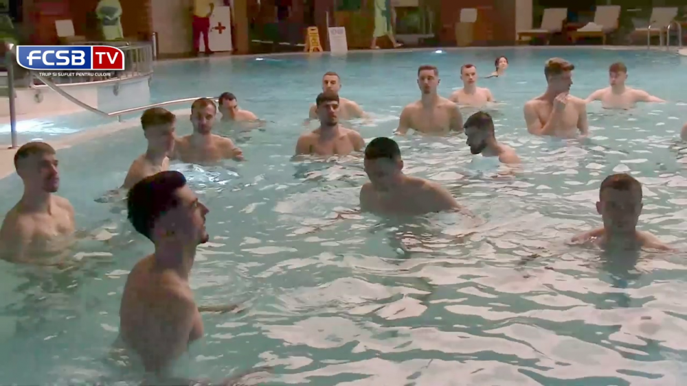 Să tot mergi în Antalya! FCSB, antrenament direct în piscină: jucătorii au făcut cel mai lung 'trenuleț' în apă_17