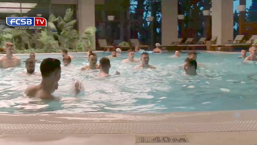 Să tot mergi în Antalya! FCSB, antrenament direct în piscină: jucătorii au făcut cel mai lung 'trenuleț' în apă_33