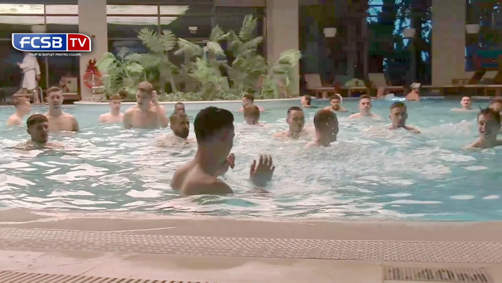 Să tot mergi în Antalya! FCSB, antrenament direct în piscină: jucătorii au făcut cel mai lung 'trenuleț' în apă_38