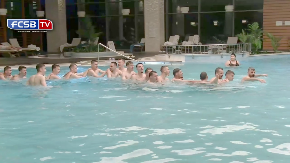 Să tot mergi în Antalya! FCSB, antrenament direct în piscină: jucătorii au făcut cel mai lung 'trenuleț' în apă_68