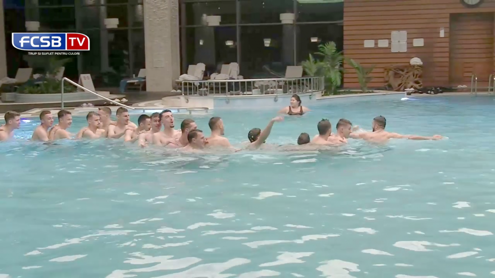 Să tot mergi în Antalya! FCSB, antrenament direct în piscină: jucătorii au făcut cel mai lung 'trenuleț' în apă_69