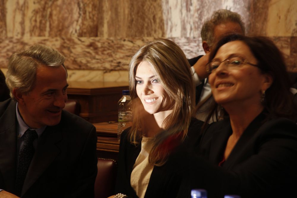 Frumoasa Eva Kaili, star în Grecia după scandalul de corupție de la Campionatul Mondial din Qatar_8