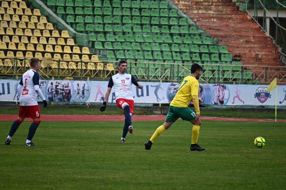 Campion în Liga 1 alături de Răzvan Marin sau Florinel Coman, transferat lângă un fost fotbalist de la FCSB în Liga 4!_4