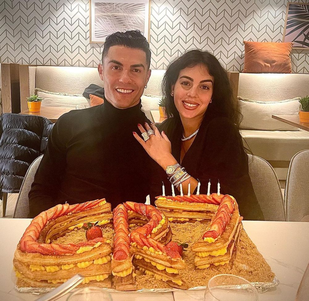 "Cină cu iubirea mea". Georgina Rodriguez și Cristiano Ronaldo, ieșire romantică într-un decor de vis: cum s-a îmbrăcat vedeta_20