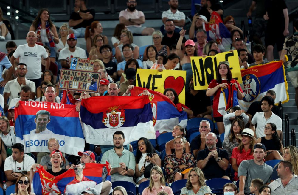 „Glumești? E beat criță!” Djokovic, în clinci cu spectatorii australieni, la Melbourne. Cum a decurs momentul zilei_6