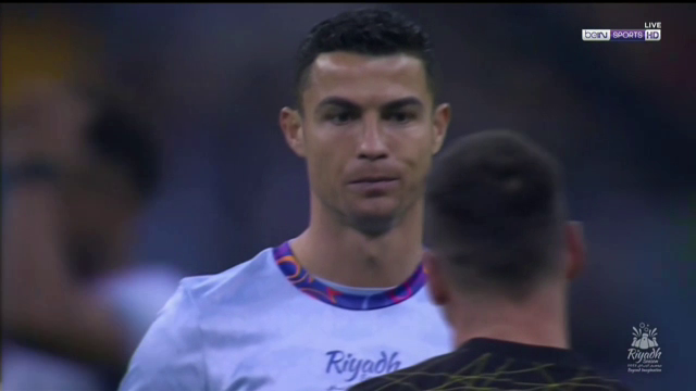 Imagini pentru eternitate: cum au fost surprinși Messi și Ronaldo la probabil ultimul duel direct ca profesioniști_17