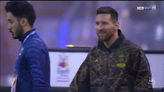Imagini pentru eternitate: cum au fost surprinși Messi și Ronaldo la probabil ultimul duel direct ca profesioniști_10