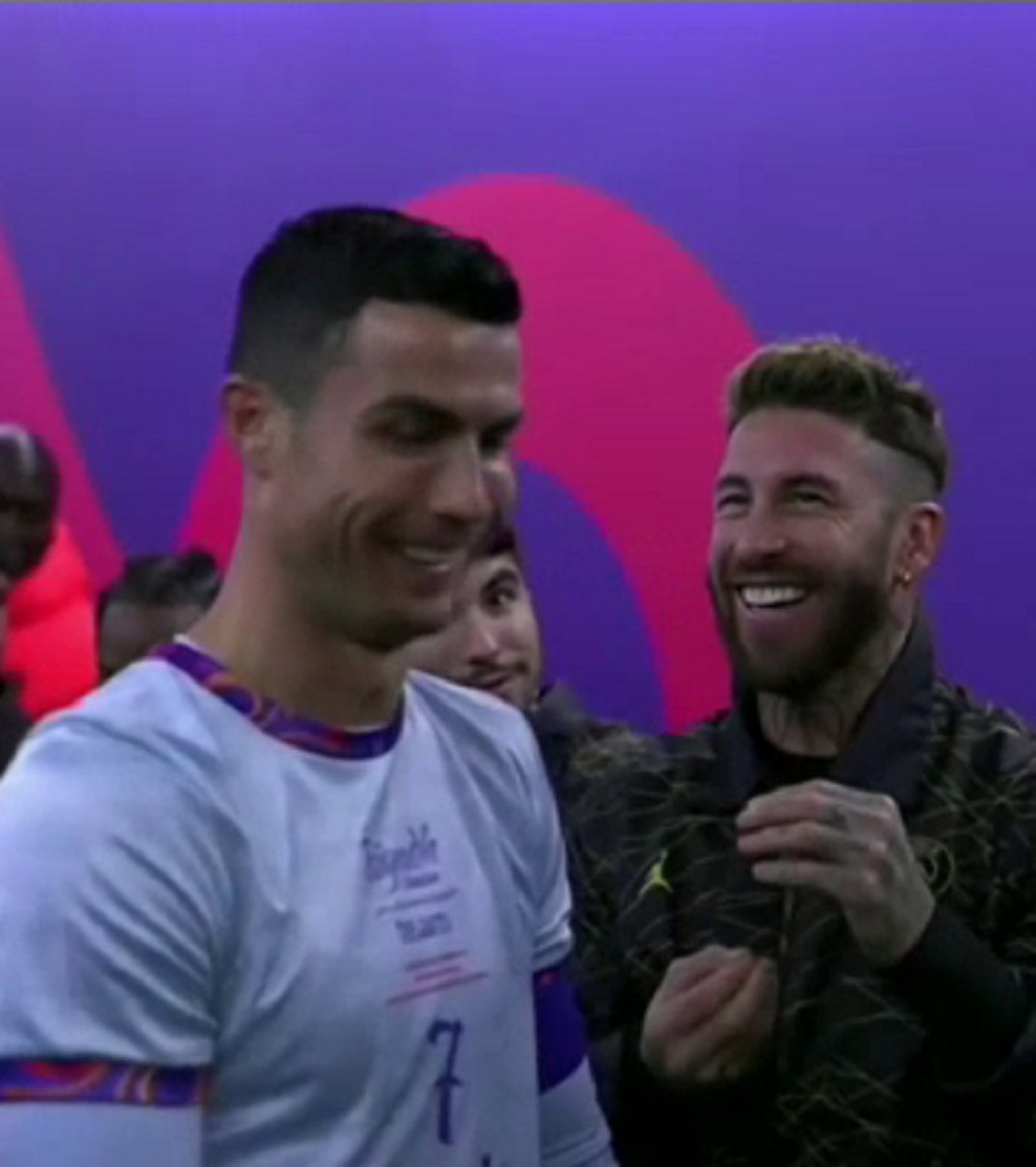 Cele mai tari poze cu Leo Messi și Cristiano Ronaldo! În ce ipostaze au fost surprinși cei doi în amicalul de lux_36