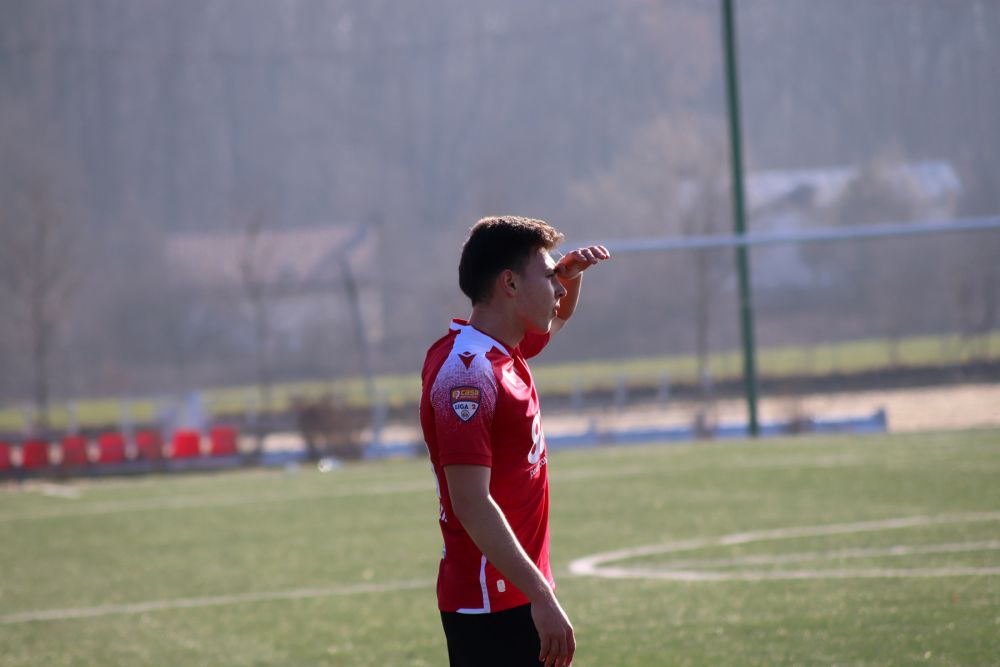 Dinamo nu a reușit să treacă de echipa lui Vali Lazăr în primul meci al anului! A debutat unul dintre ”gemenii golului”_33